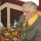 Receiving Flowers, 2007