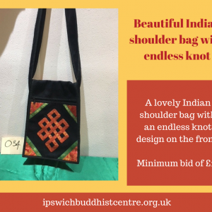 Lovely Indian shoulder bag with endless knot design