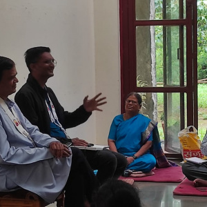 Dh. Jinsiddhi and Dh. Ratnavajra 