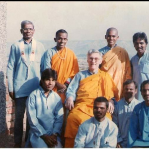 Community with Bhante at retreat center in 1992