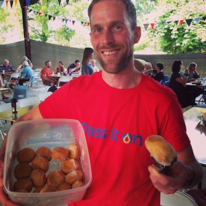 Declan and the free doughnuts