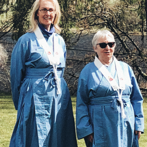 Vajracetana on left; Suvarnasri on right