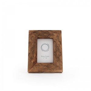 Carved leaf Photo Frame - £5