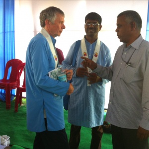 Saddhaloka prepares to go on