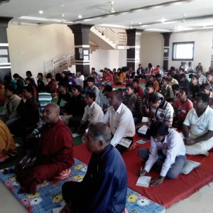 retreatants listen to a Dhamma talk on the Bolangir retreat