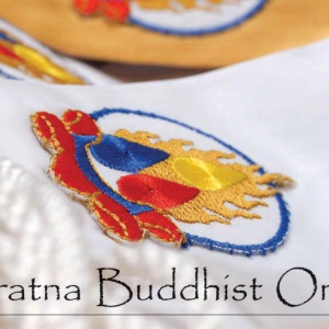 The Kesa of the Triratna Buddhist Order      (photo c. Alokavira, www.timmsonnenschein.com)